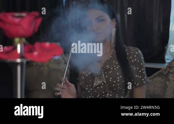 Sex on a Smoke Break ni onlayn tomosha qiling