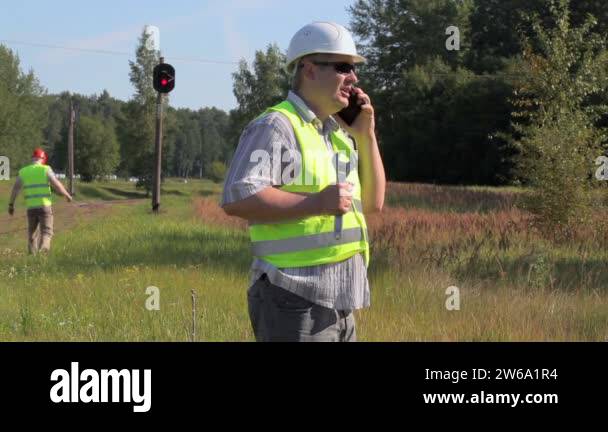 Rail engineer signal Stock Videos & Footage - HD and 4K Video Clips - Alamy