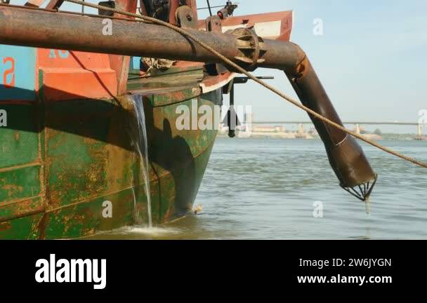 Pipe sections Stock Videos & Footage - HD and 4K Video Clips - Alamy