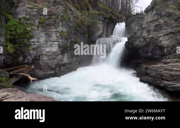 St mary falls trail Stock Videos & Footage - HD and 4K Video Clips - Alamy