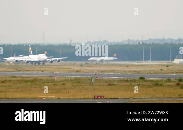 Boeing 747 lufthansa airlines Stock Videos & Footage - HD and 4K Video ...
