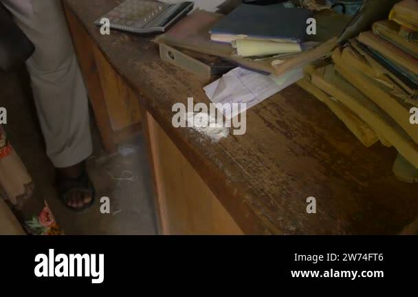 Hands testing Stock Videos & Footage - HD and 4K Video Clips - Alamy