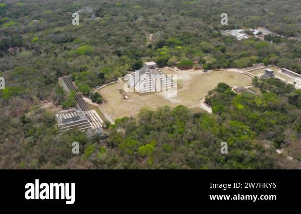 Mexico chichen itza aerial Stock Videos & Footage - HD and 4K Video ...