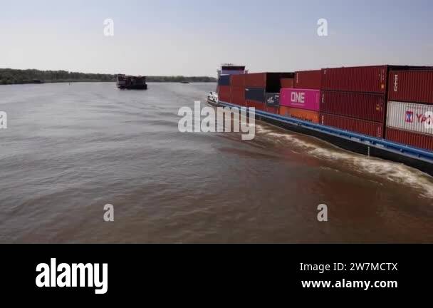 Cargo shipping containers channel Stock Videos & Footage - HD and 4K ...