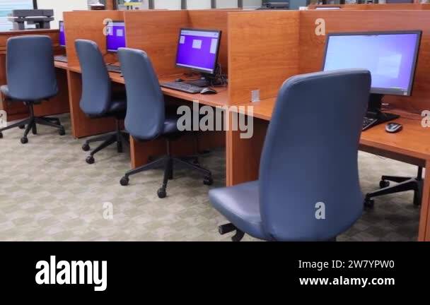 Study cubicles Stock Videos & Footage - HD and 4K Video Clips - Alamy