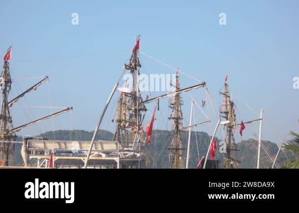 Flags ships Stock Videos & Footage - HD and 4K Video Clips - Alamy
