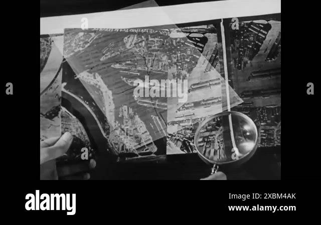 1943 An Airman Alan Ladd Provides A Tactical Interpretation Of