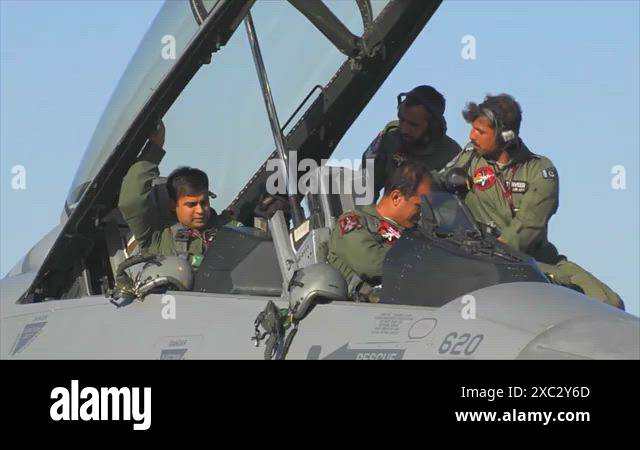 Air force pilots Stock Videos & Footage - HD and 4K Video Clips - Alamy
