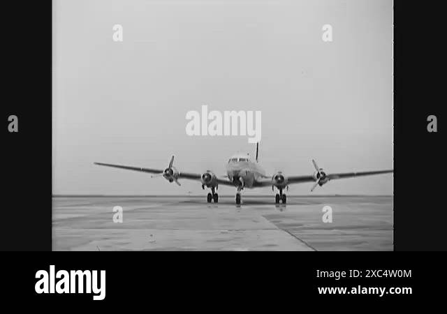 1951 - A C-54 brings Danny Kaye and his USO troupe to Haneda Air Force ...