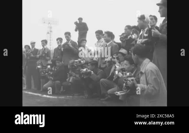 1950 - American baseball stars Joe DiMaggio and Lefty O'Doul enter a ...