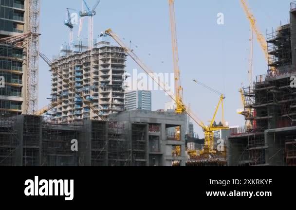 Uae construction Stock Videos & Footage - HD and 4K Video Clips - Alamy