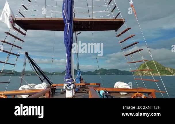 Ocean rigging Stock Videos & Footage - HD and 4K Video Clips - Alamy