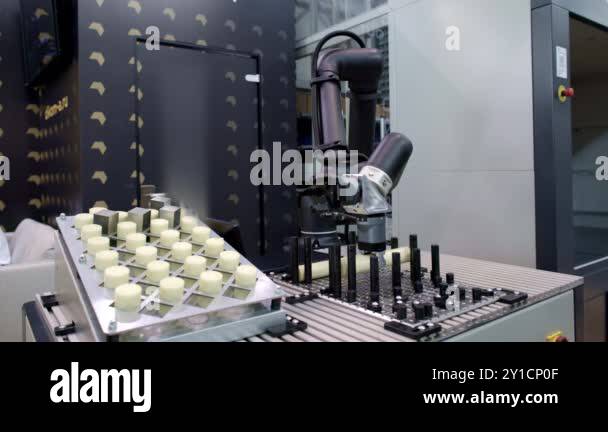 Innovative digital manufacturing Stock Videos & Footage - HD and 4K ...