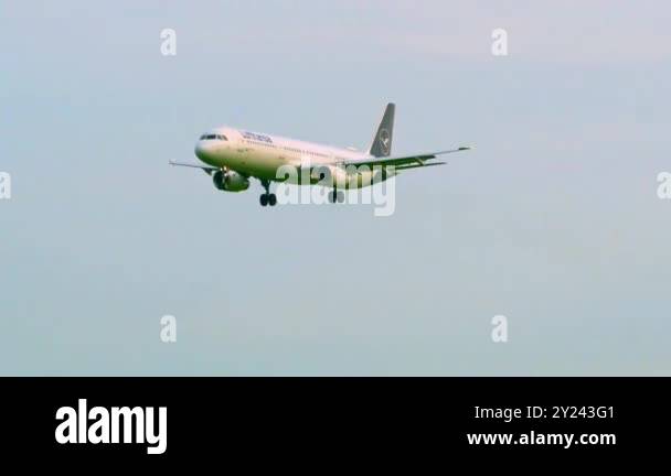 Lufthansa airbus a320 aircraft Stock Videos & Footage - HD and 4K Video ...