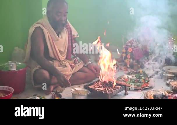 Traditional brahmin Stock Videos & Footage - HD and 4K Video Clips - Alamy