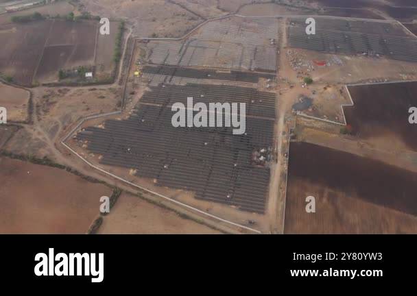 Solar power plant Stock Videos & Footage - HD and 4K Video Clips - Alamy