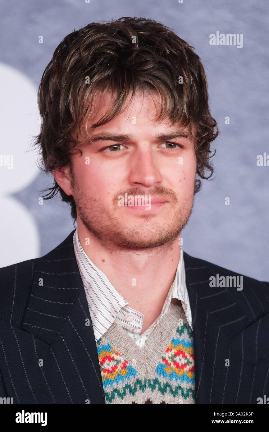 London UK 1 March 2025 Joe Keery Seen At The The BRIT Awards 2025 London Uk 1 March 2025 Joe Keery Seen At The The Brit Awards 2025 Red Carpet Arrivals Picture By Julie Edwardsalamy Live News 3A02K3P