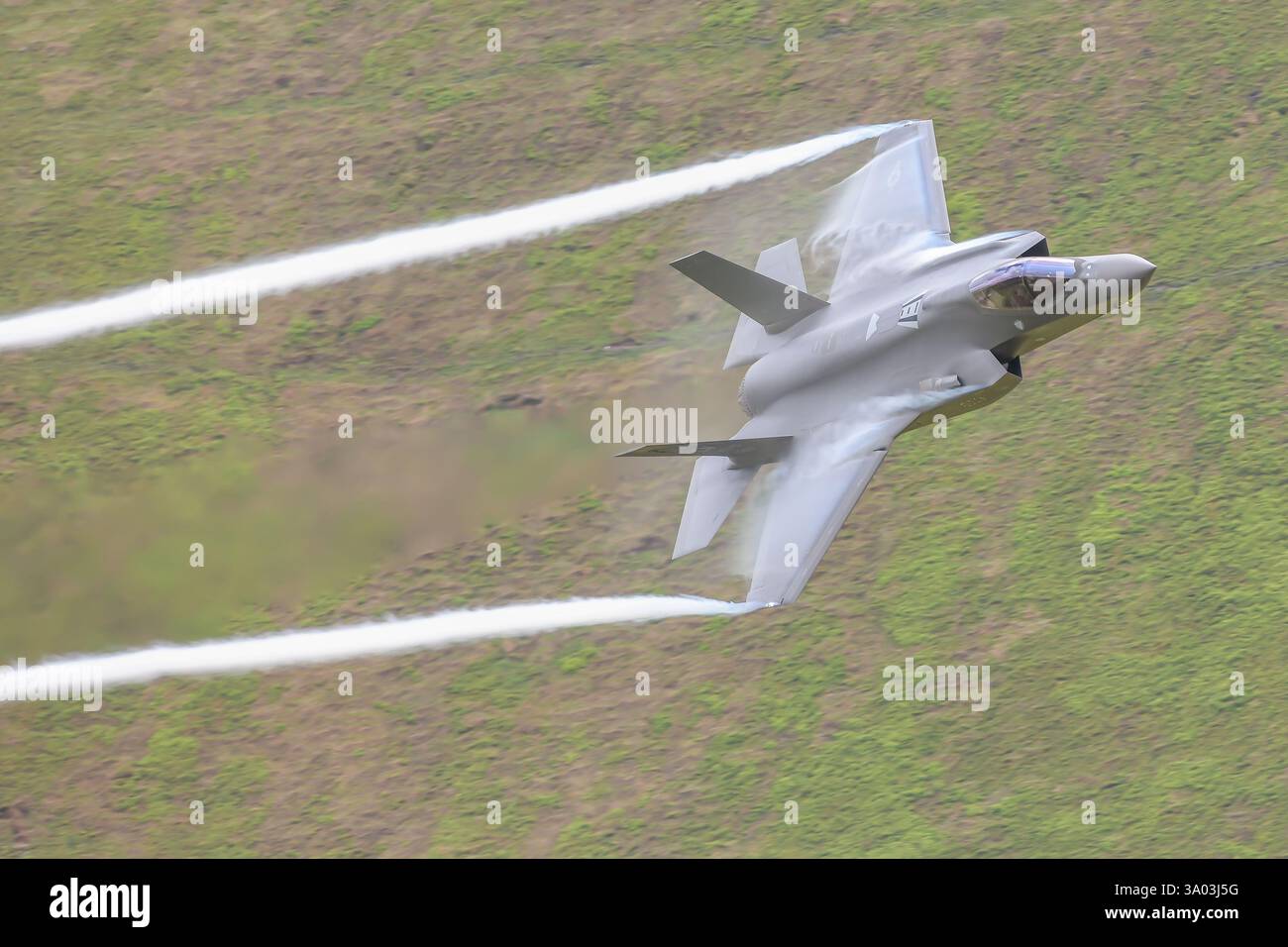 USAF F-35 Lightning at the Mach Loop in Wales flying a low level ...