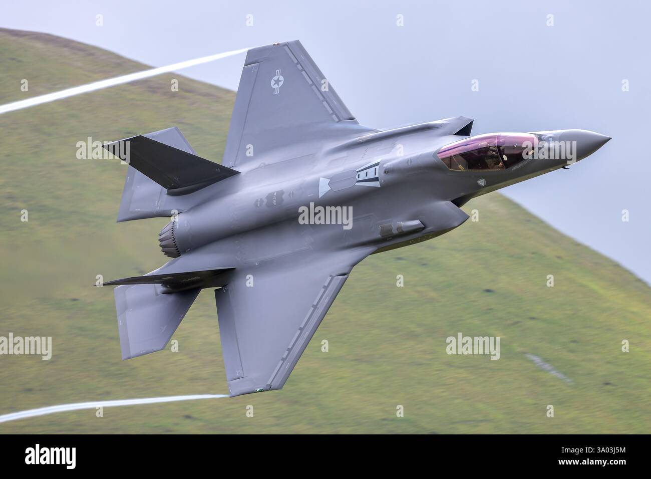 USAF F-35 Lightning at the Mach Loop in Wales flying a low level ...