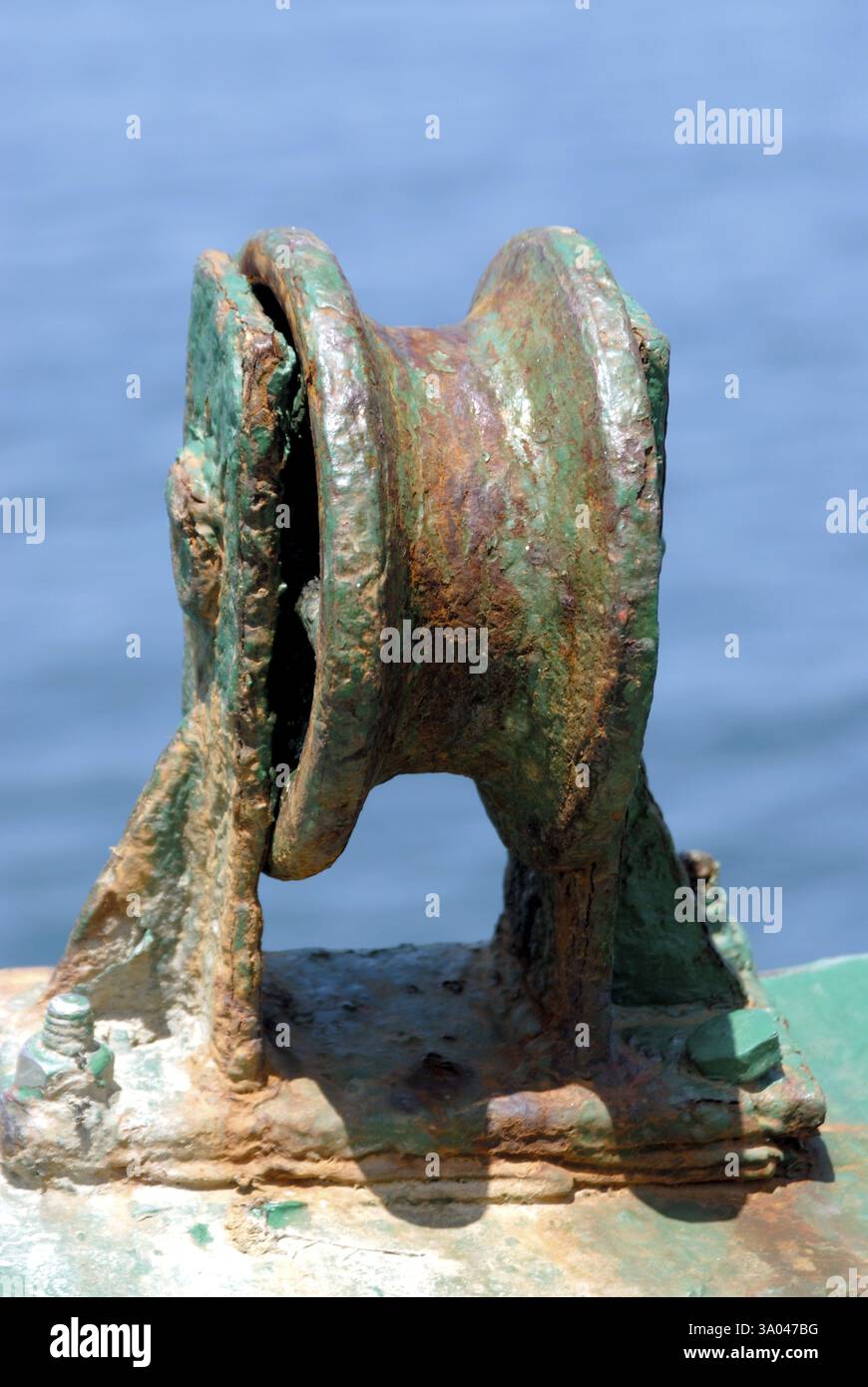 Closeup shot wheels rusted hi-res stock photography and images - Alamy