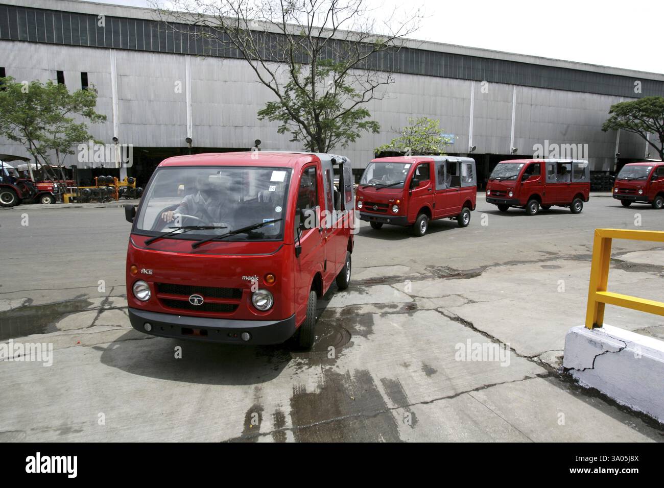Tata magic hi res stock photography and images Alamy