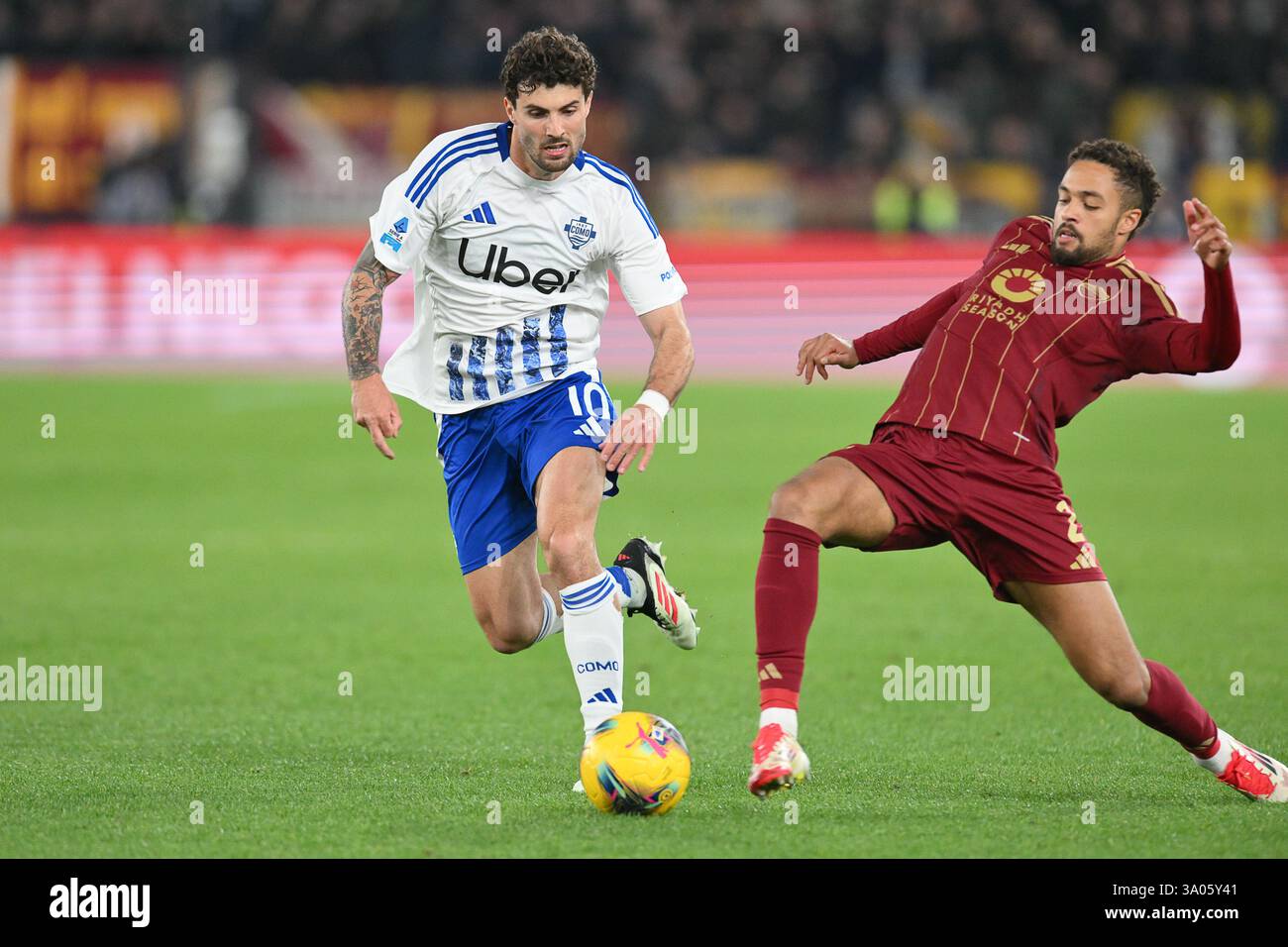 Patrick Roma Toronto Olimpico Stadium, Rome, Italy - Patrick Cutrone of Como under pressure ...