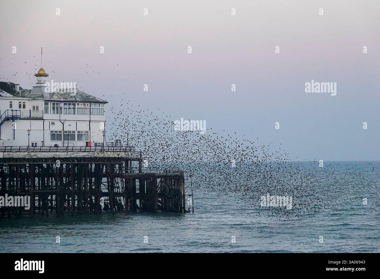 Eastbourne Pier, Eastbourne. 02nd March 2025. A beautiful end to the ...