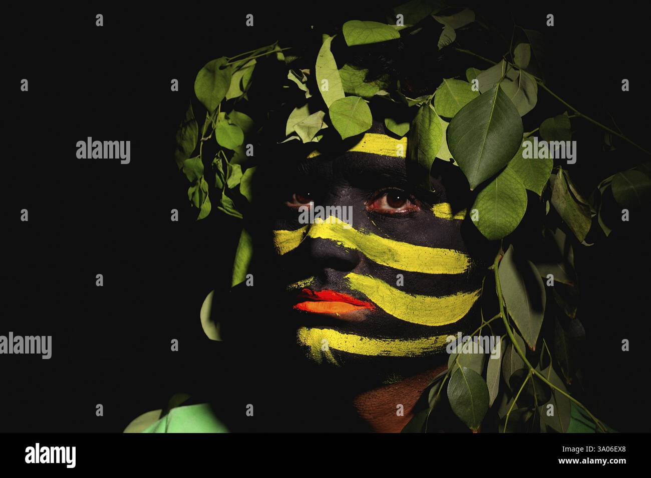 Tribal getup hi-res stock photography and images - Alamy