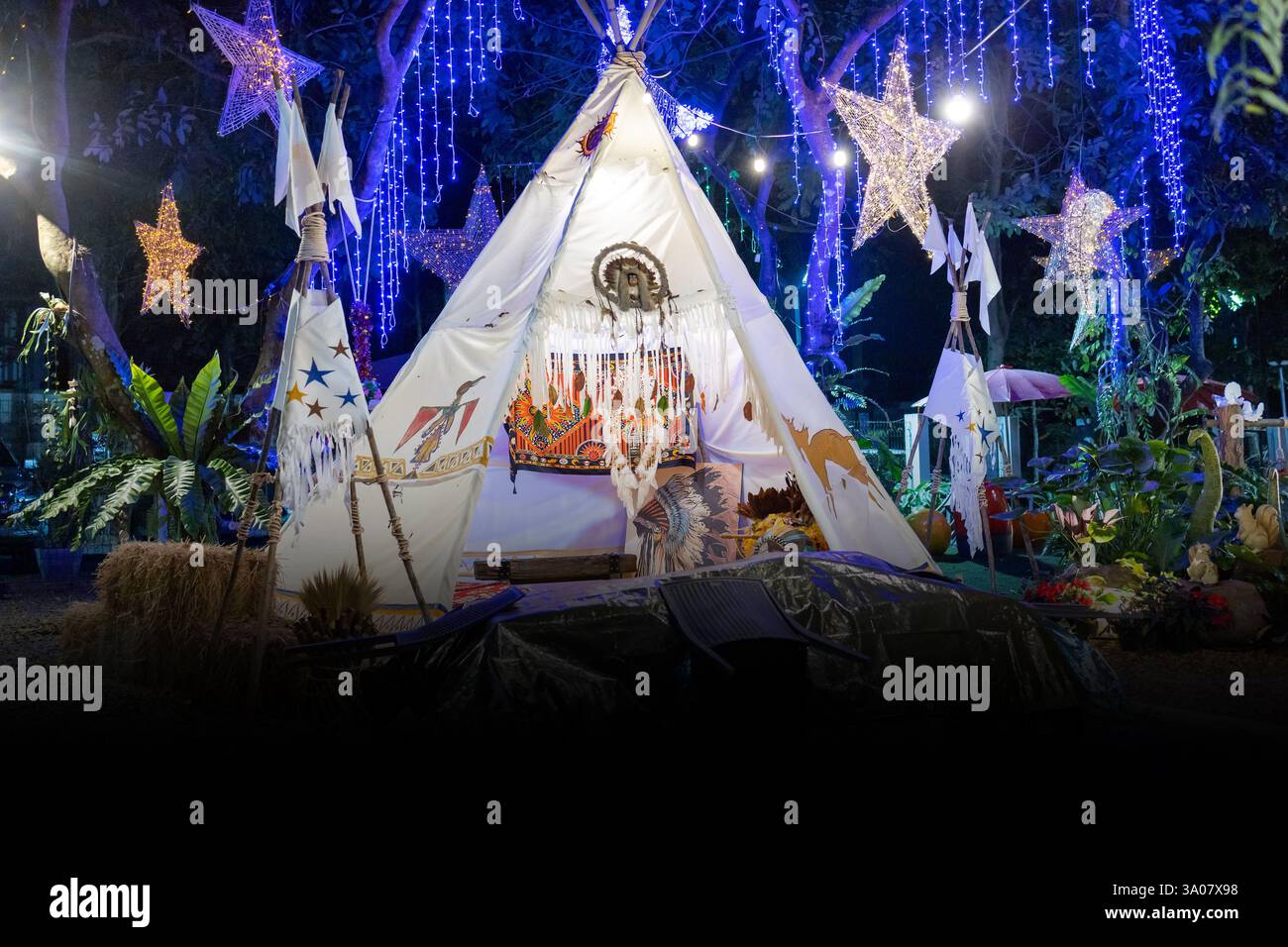 American indian tents hi-res stock photography and images - Alamy