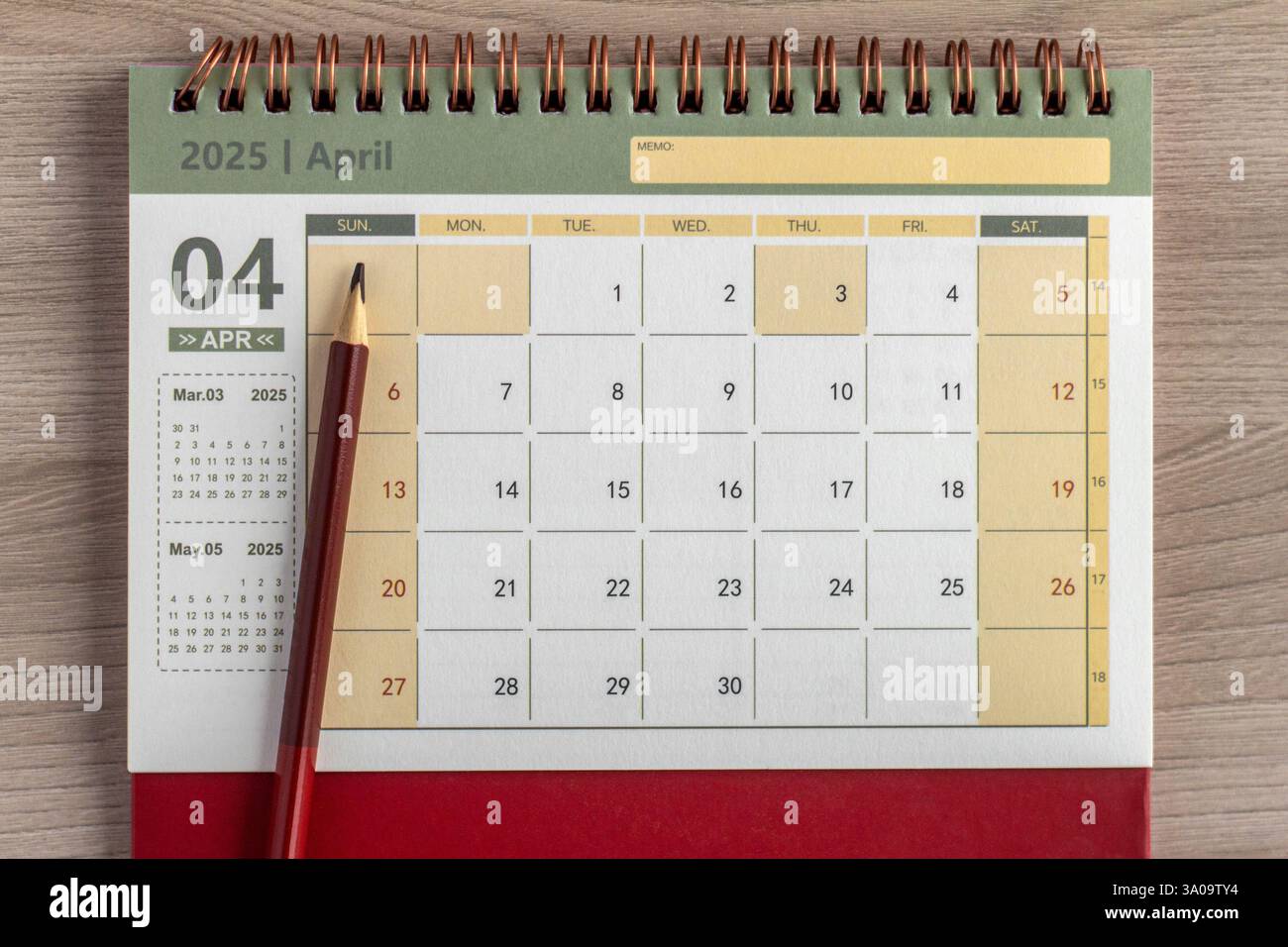 April 2025 calendar page hi res stock photography and images Alamy April 2025 calendar page hi res stock photography and images Alamy