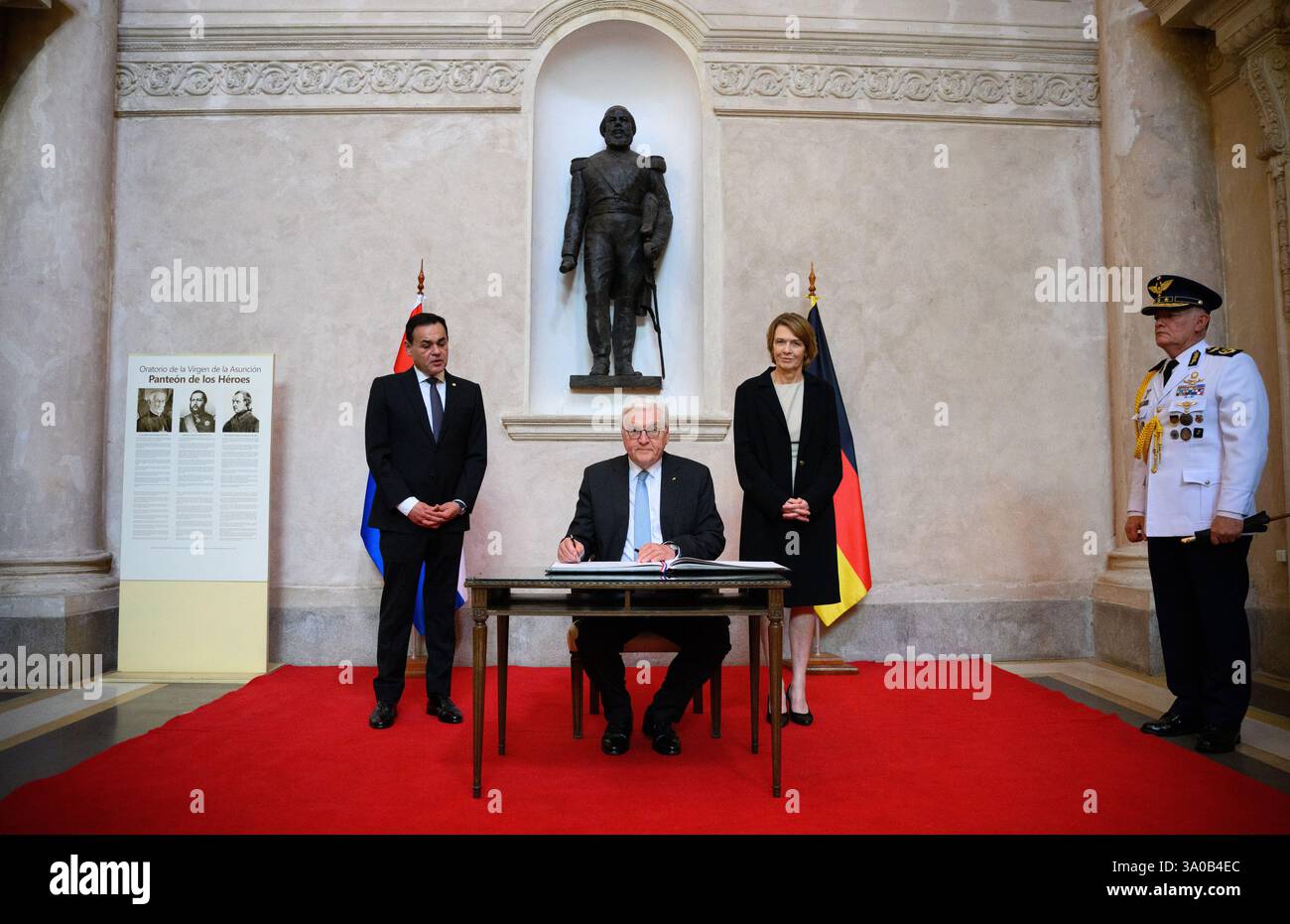 03 March 2025, Paraguay, Asunción: Federal President Frank-Walter