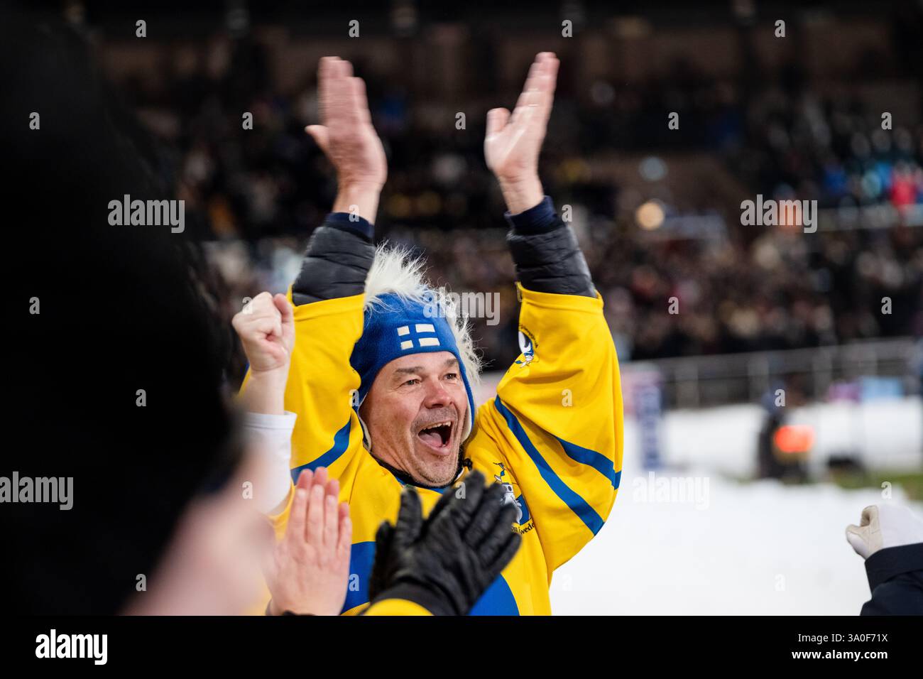 Dynamic Sweden Veterans Enjoying The Moment In Potential Final Olympic Run Moment in 4K Dynamic Sweden Veterans Enjoying The Moment In Potential Final Olympic Run Moment in 4K