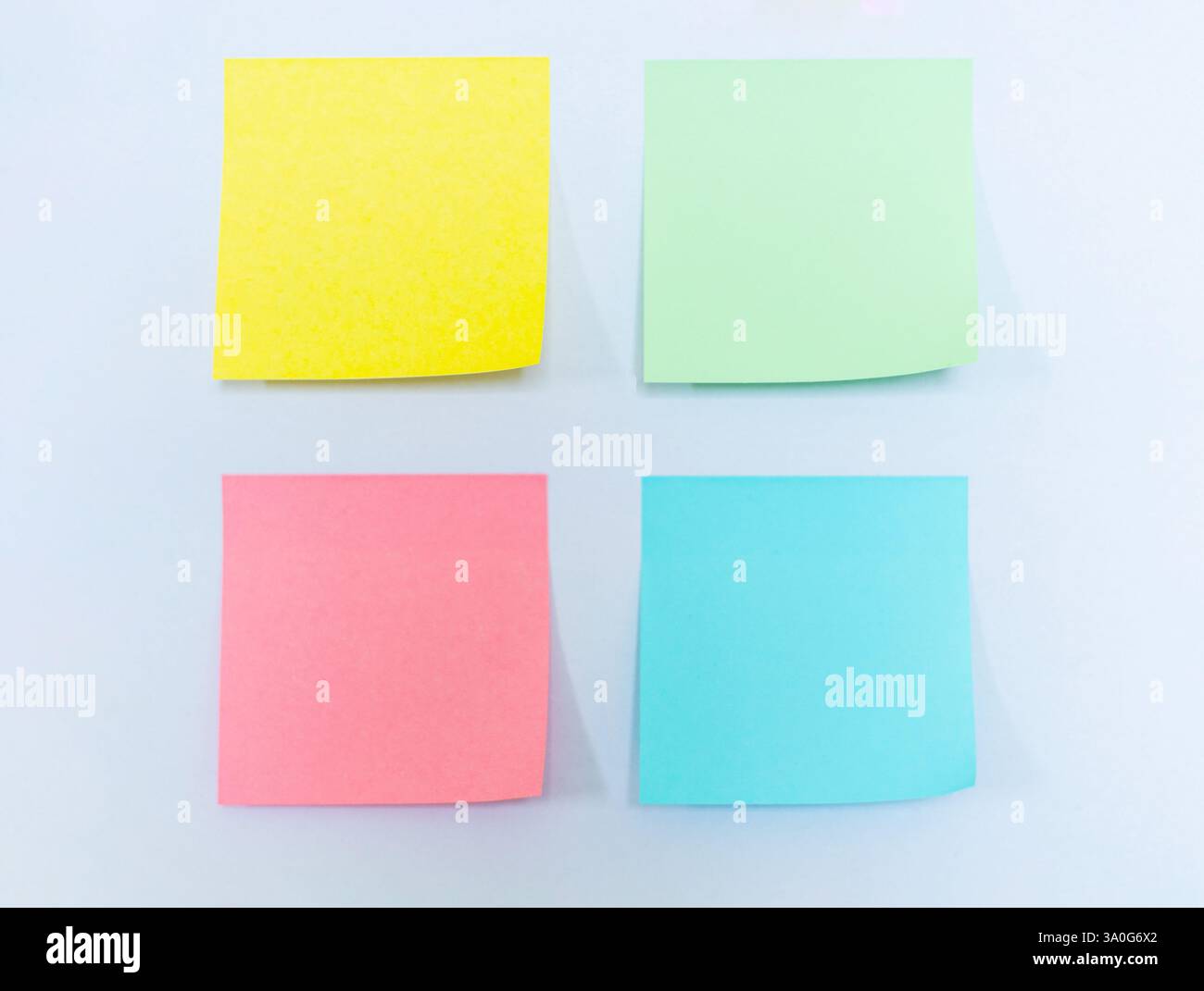 color sticky note paper Stock Photo - Alamy