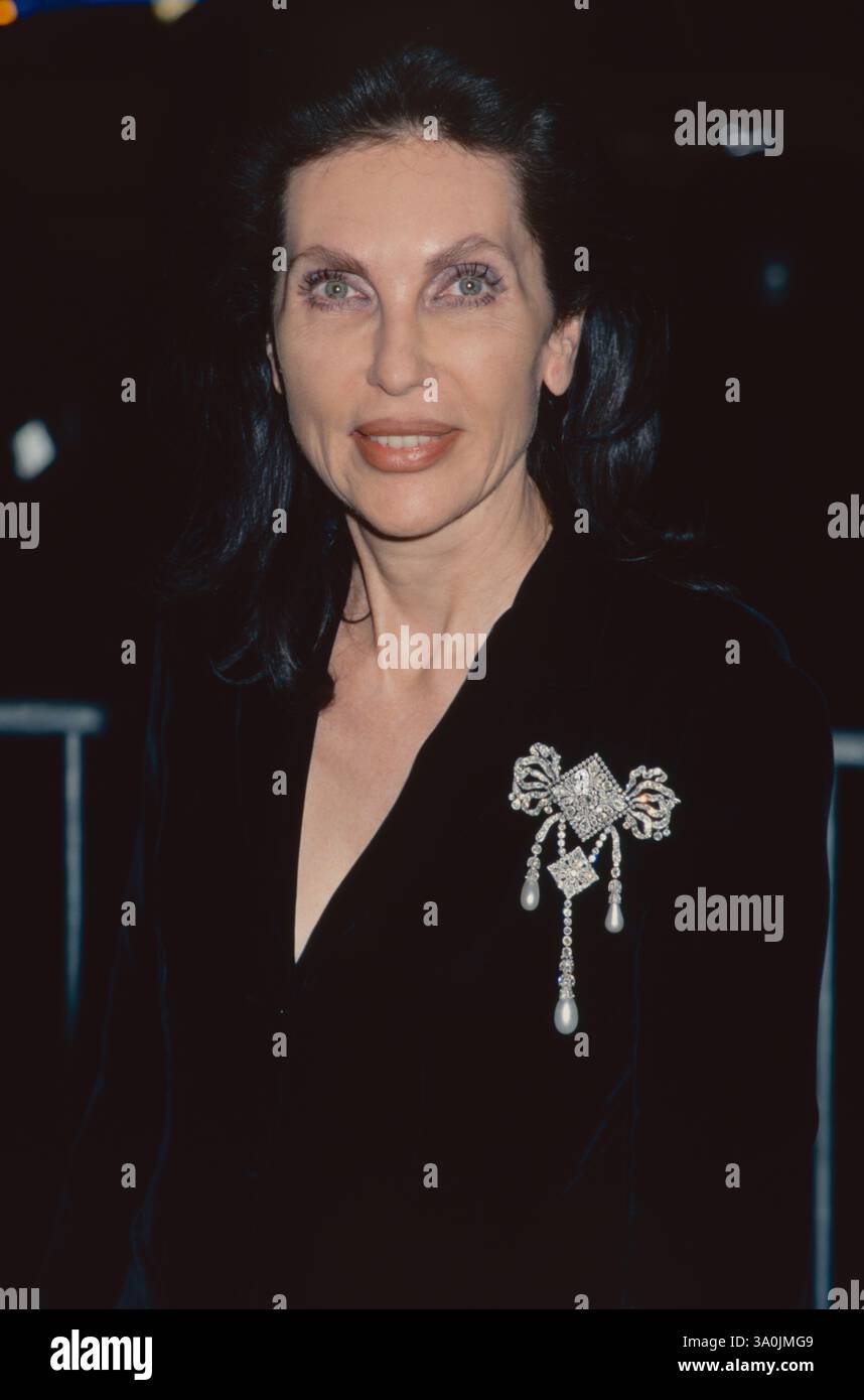 Giorgio armani 2000 guggenheim hi-res stock photography and