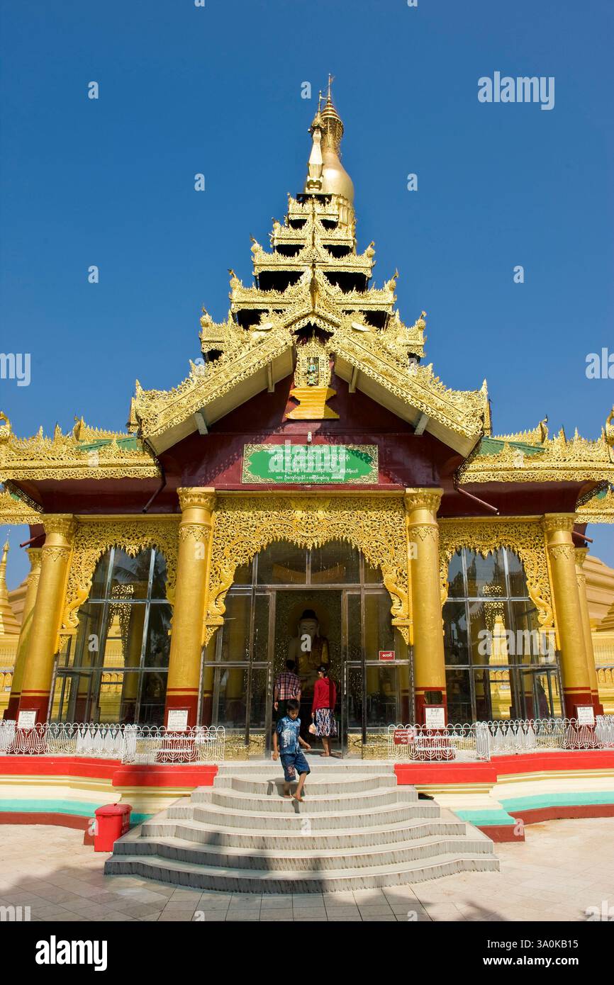 Myanmar, Bago, Shwemawdaw paya Stock Photo