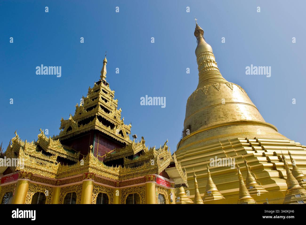 Myanmar, Bago, Shwemawdaw paya Stock Photo