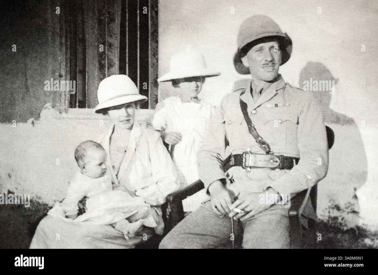 Family life whilst policng the Empire - a British army Warrant Officer ...