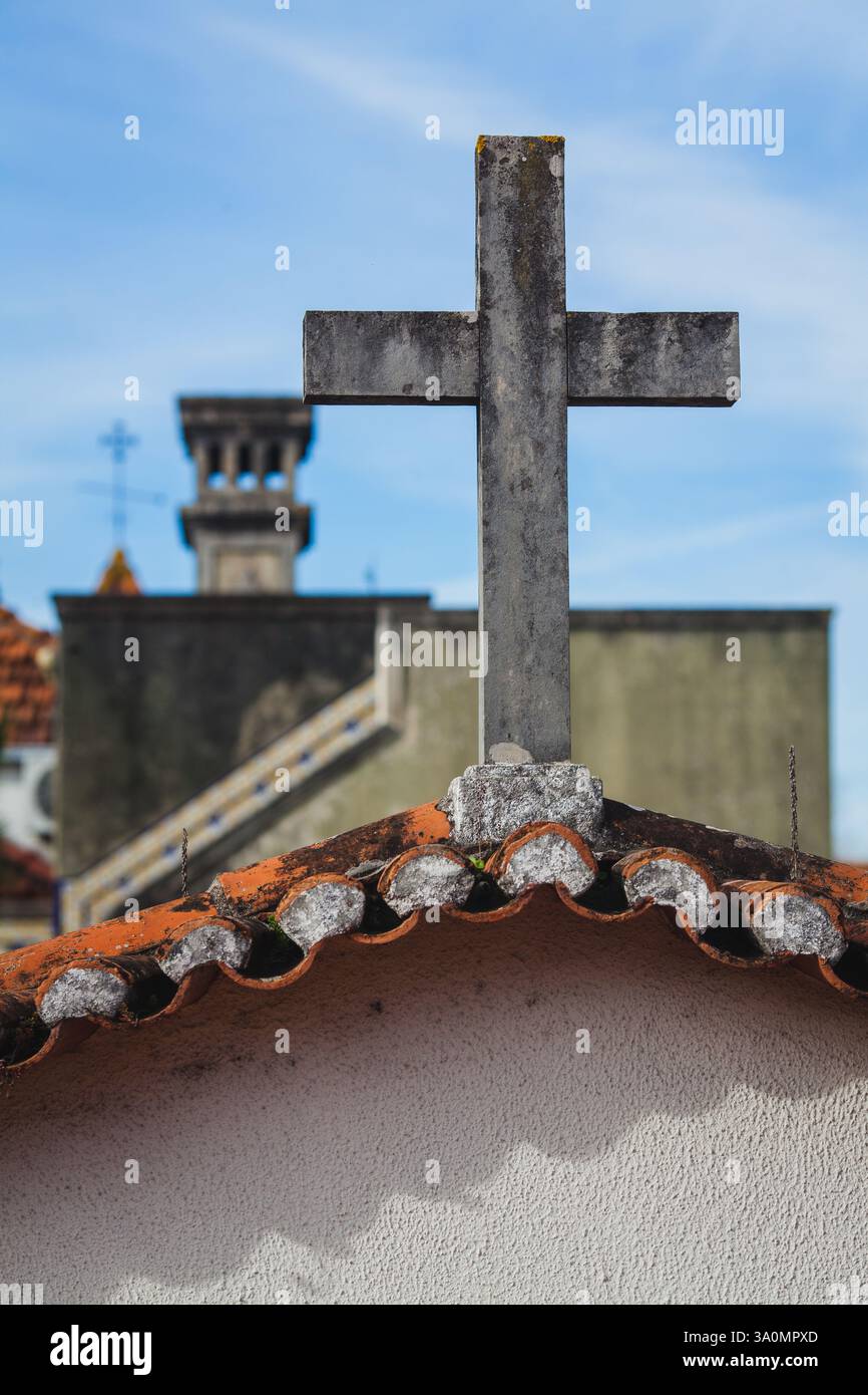 Cross on tiled roof hi-res stock photography and images - Alamy