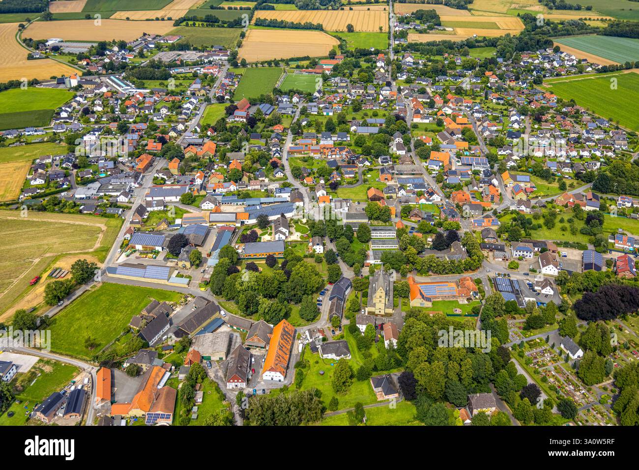  Aerial view, residential area, view of Westönnen, in the center 