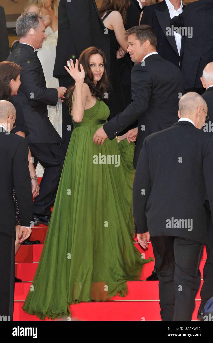 green emerald velvet dress Angelina Jolie 2024 Tony Award Velvet Dress with Cape