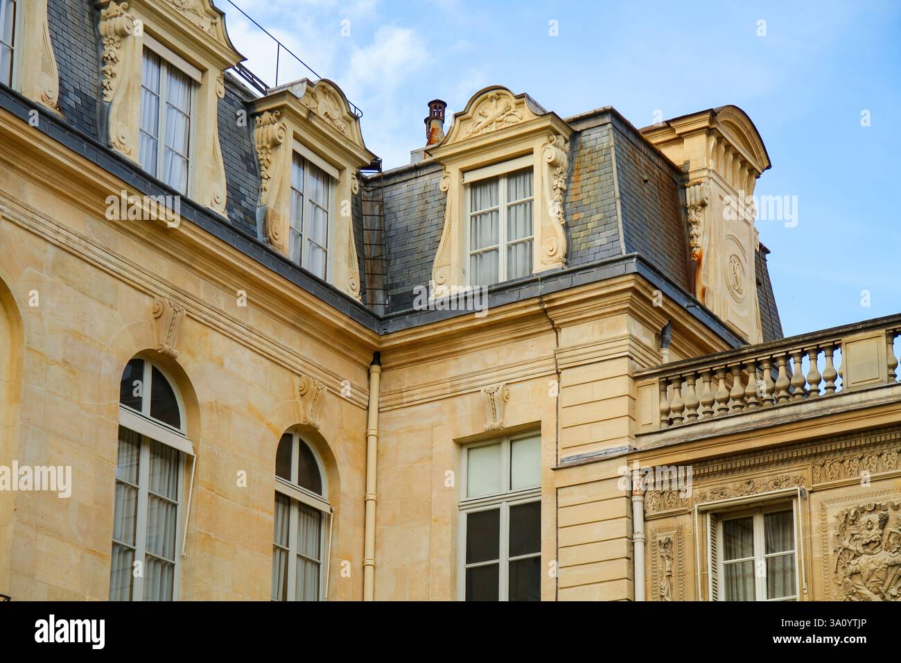 East wing of the Élysée Palace aka Hôtel d'Evreux, the official ...