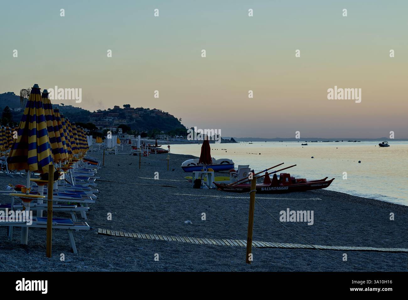 Soverato beach hi-res stock photography and images - Alamy