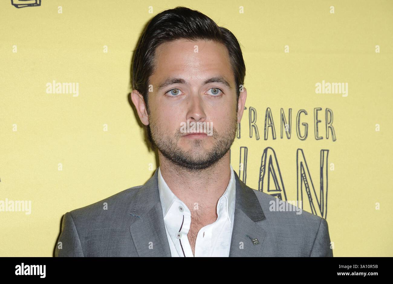 Justin chatwin hi-res stock photography and images - Page 2 - Alamy