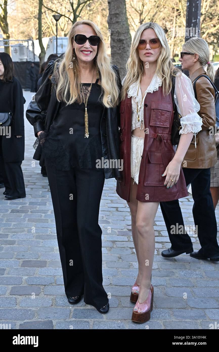Jerry Hall Georgia May Jagger Arriving At Chloe Show During Paris Jerry Hall Georgia May Jagger Arriving At Chloe Show During Paris