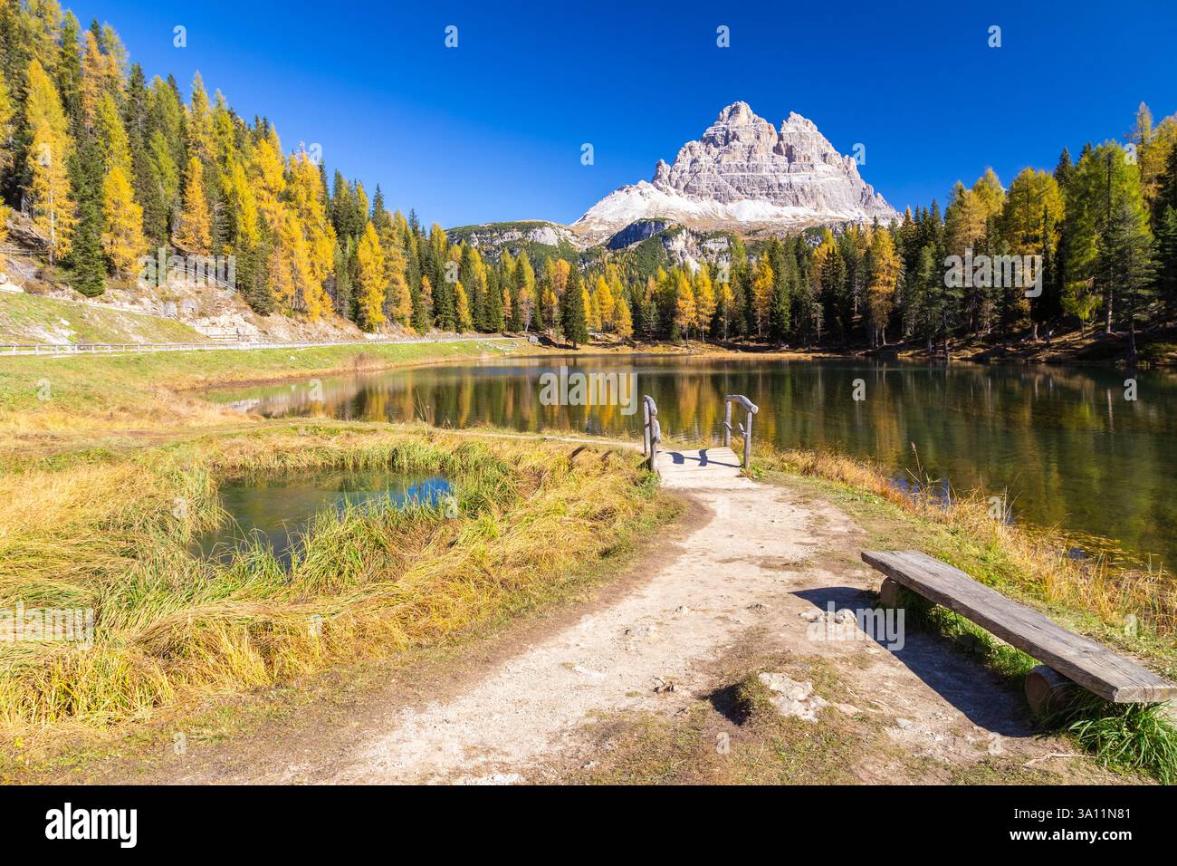 View of lake Antorno with Tre Cime di Lavaredo in the background. Misurina, Dolomites, province of Belluno, Veneto, Italy. Stock Photo