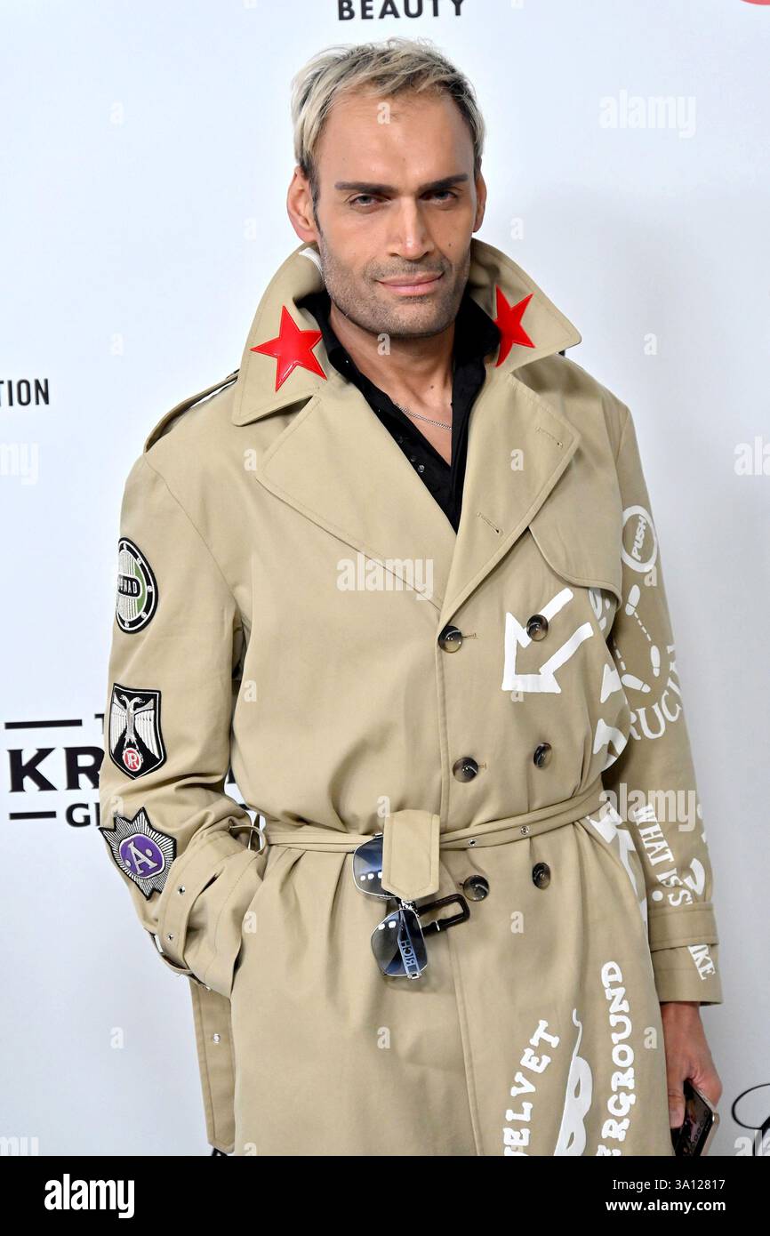 LOS ANGELES - MAR 2: Jeetendr Sehdev at the Elton John Academy Awards ...