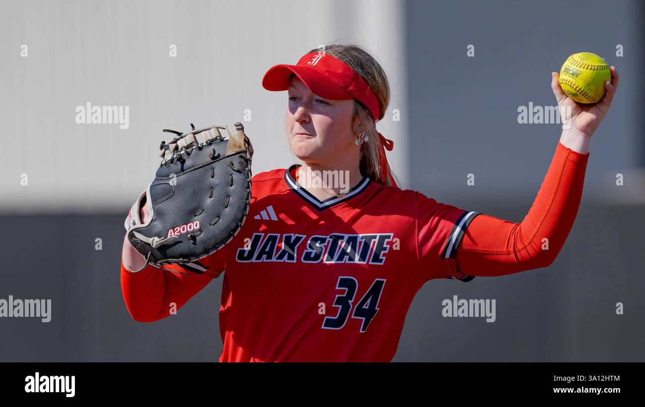 Jacksonville State pitcher Amber Reed (34) throws during an NCAA ...