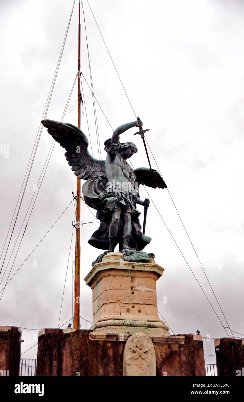 Der Namensgebende Engel der Anlage: Die Engelsburg / Castel Sant Angelo ...