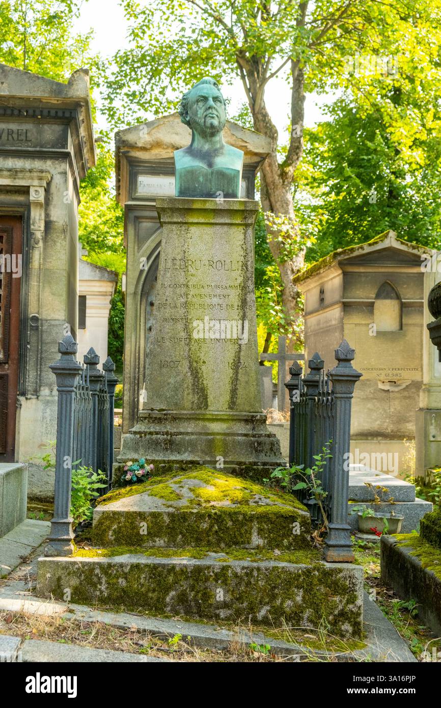 France, Paris, Pere Lachaise cemetery, tomb of Ledru Rollin Stock Photo ...