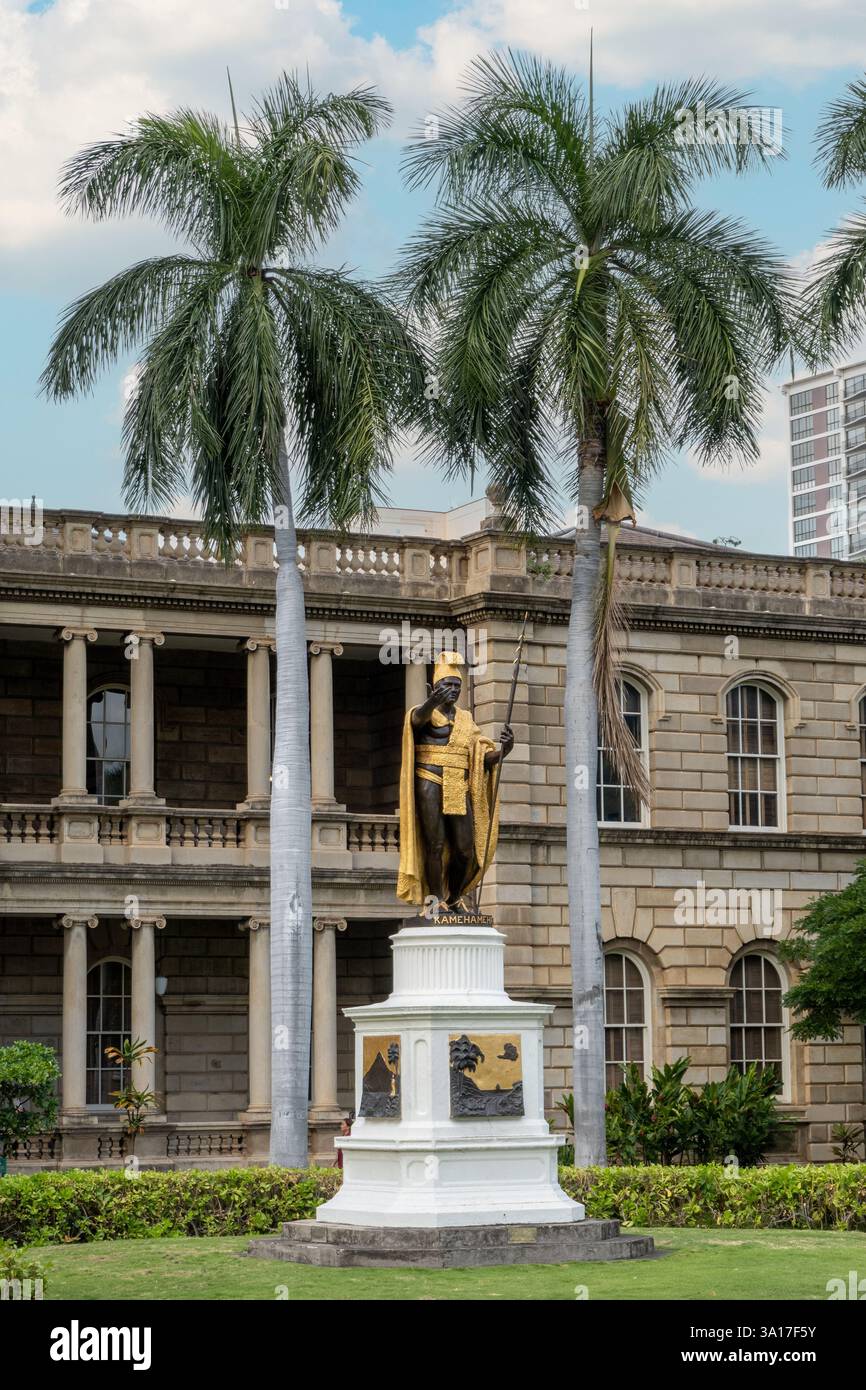 King Kamehameha I (King Kamehameha The Great), Statue Honolulu Hawaii ...